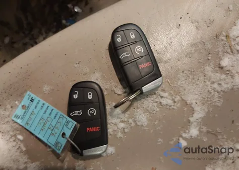 2013 Chrysler 300 Motown z USA, uszkodzony, nr VIN 2C3CCARG8DH595468